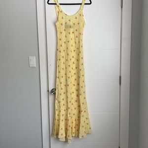 Realisation Par Yellow Dress